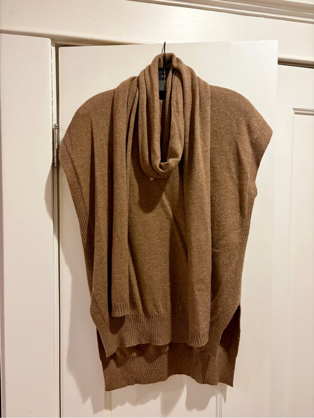 Loulou Studio Brown Sleeveless Cashmere Sweater w/detachable scarf